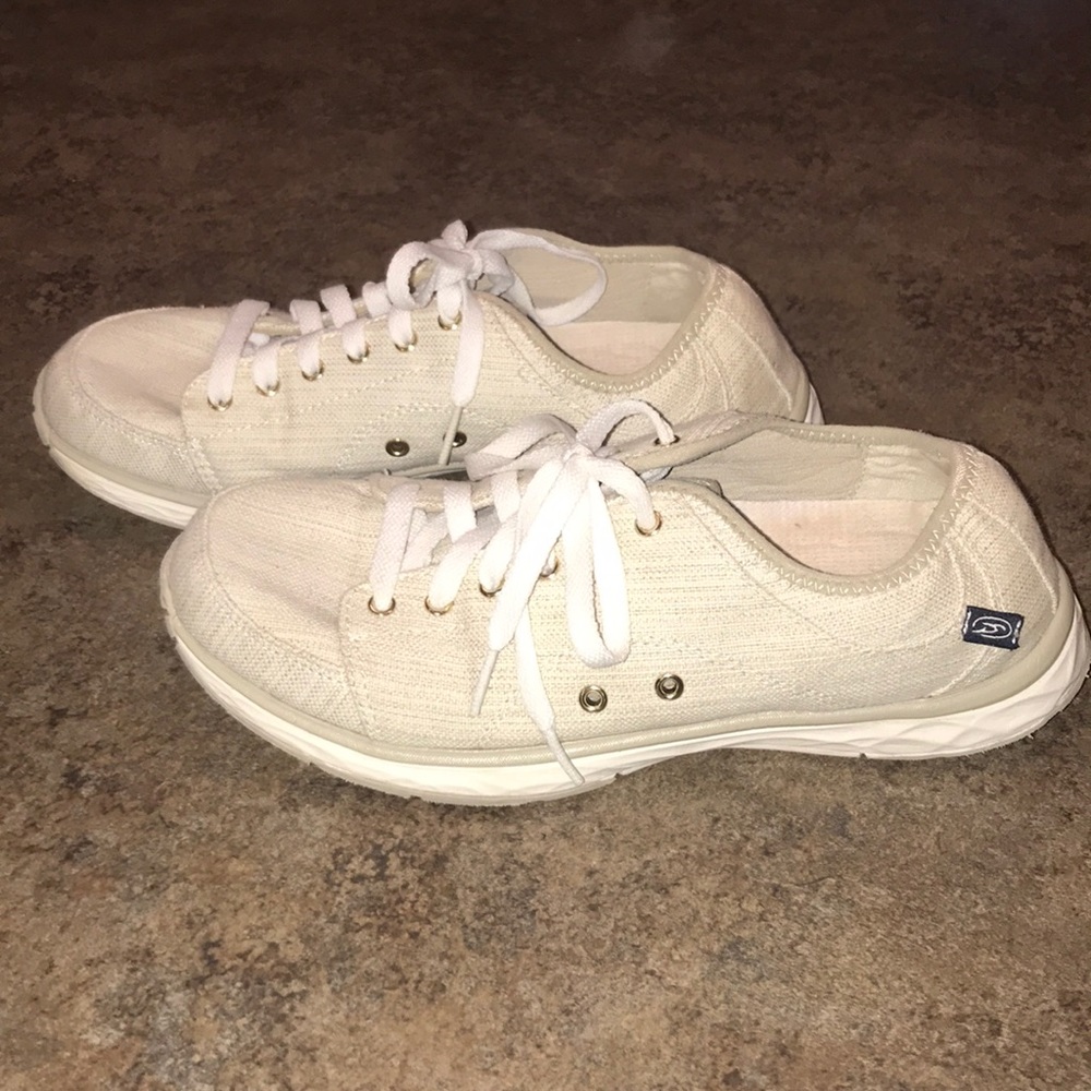 🔴 Memory Foam Canvas Shoes
